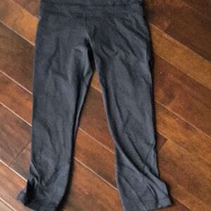 Lululemon Capri Work Out Pants